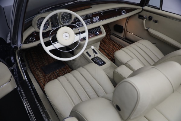 Used 1971 Mercedes-Benz 280SE 3.5 Cabriolet for sale $475,000 at Maserati of Greenwich in Greenwich CT 06830 24