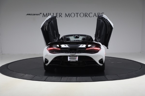 New 2027 McLaren 750S Spider Performance for sale $471,170 at Maserati of Greenwich in Greenwich CT 06830 16