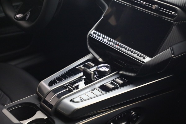 Used 2025 Aston Martin Vanquish for sale $415,900 at Maserati of Greenwich in Greenwich CT 06830 28