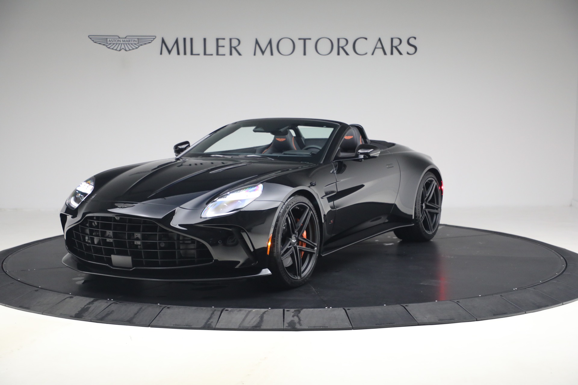 New 2026 Aston Martin Vantage S Roadster for sale $256,300 at Maserati of Greenwich in Greenwich CT 06830 1