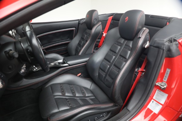 Used 2014 Ferrari California 30 for sale $115,900 at Maserati of Greenwich in Greenwich CT 06830 16