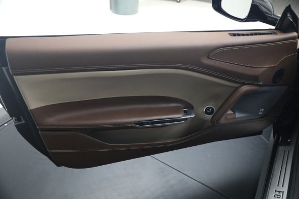 Used 2019 Ferrari GTC4Lusso for sale $259,900 at Maserati of Greenwich in Greenwich CT 06830 26