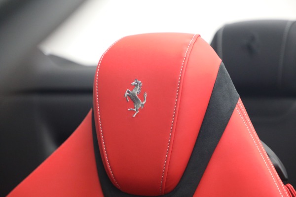 Used 2026 Ferrari Roma Spider for sale $309,900 at Maserati of Greenwich in Greenwich CT 06830 20