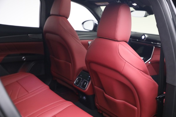 New 2027 Maserati Grecale Trofeo for sale $128,145 at Maserati of Greenwich in Greenwich CT 06830 14