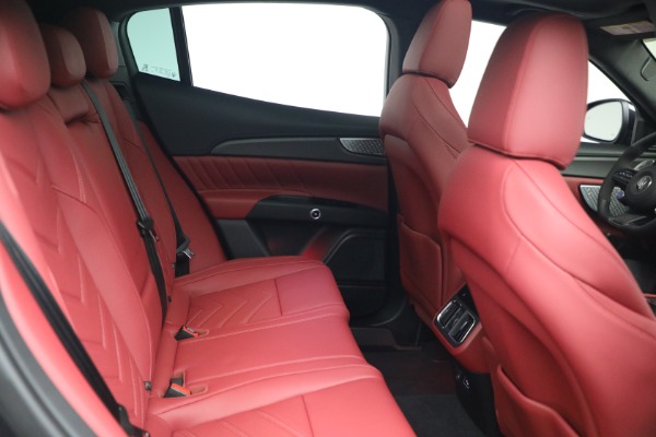 New 2027 Maserati Grecale Trofeo for sale $128,145 at Maserati of Greenwich in Greenwich CT 06830 17