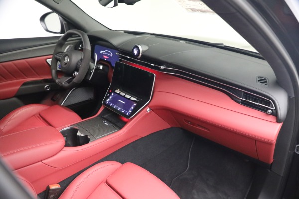 New 2027 Maserati Grecale Trofeo for sale $128,145 at Maserati of Greenwich in Greenwich CT 06830 19