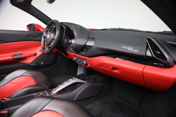 Used 2019 Ferrari 488 Spider for sale $419,900 at Maserati of Greenwich in Greenwich CT 06830 16