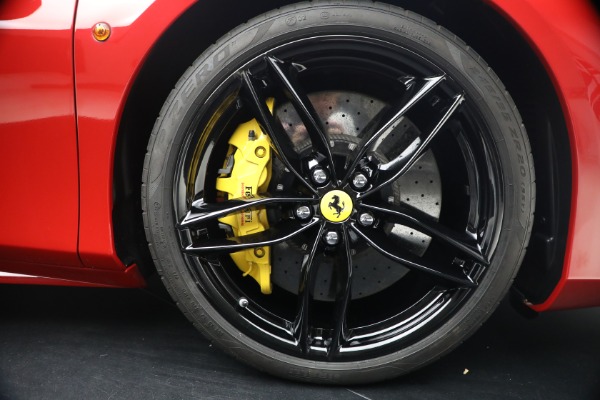 Used 2019 Ferrari 488 Spider for sale $419,900 at Maserati of Greenwich in Greenwich CT 06830 26