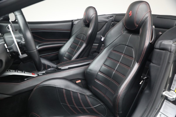 Used 2015 Ferrari California T for sale $139,900 at Maserati of Greenwich in Greenwich CT 06830 15