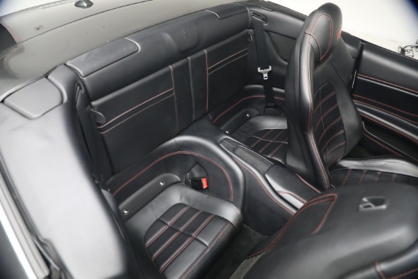 Used 2015 Ferrari California T for sale $139,900 at Maserati of Greenwich in Greenwich CT 06830 20
