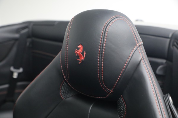 Used 2015 Ferrari California T for sale $139,900 at Maserati of Greenwich in Greenwich CT 06830 24