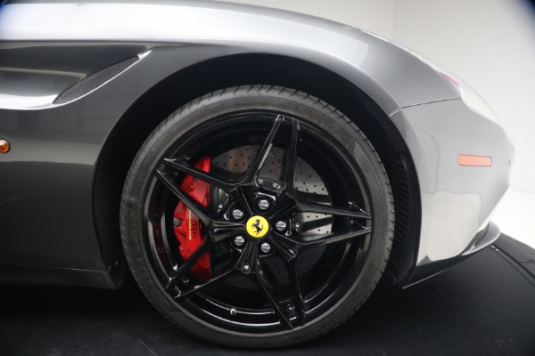 Used 2015 Ferrari California T for sale $139,900 at Maserati of Greenwich in Greenwich CT 06830 28