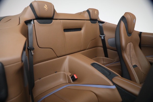 Used 2025 Ferrari Roma Spider for sale $309,900 at Maserati of Greenwich in Greenwich CT 06830 21