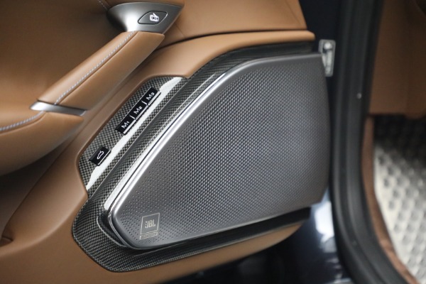 Used 2025 Ferrari Roma Spider for sale $309,900 at Maserati of Greenwich in Greenwich CT 06830 25