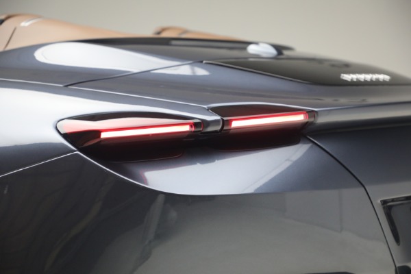 Used 2025 Ferrari Roma Spider for sale $309,900 at Maserati of Greenwich in Greenwich CT 06830 28