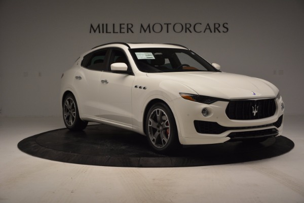 Used 2017 Maserati Levante Q4 for sale Sold at Maserati of Greenwich in Greenwich CT 06830 11