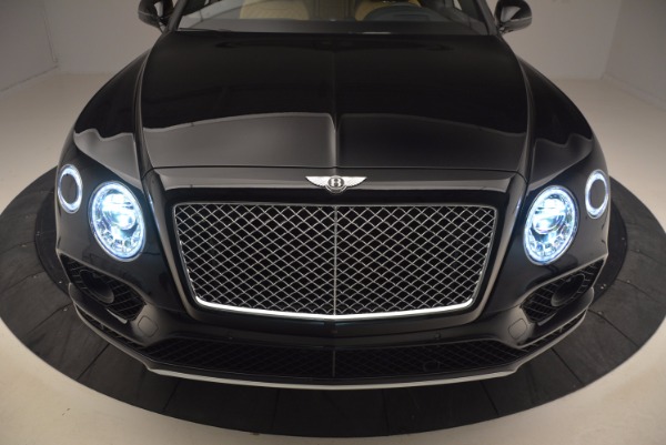 Used 2017 Bentley Bentayga for sale Sold at Maserati of Greenwich in Greenwich CT 06830 17